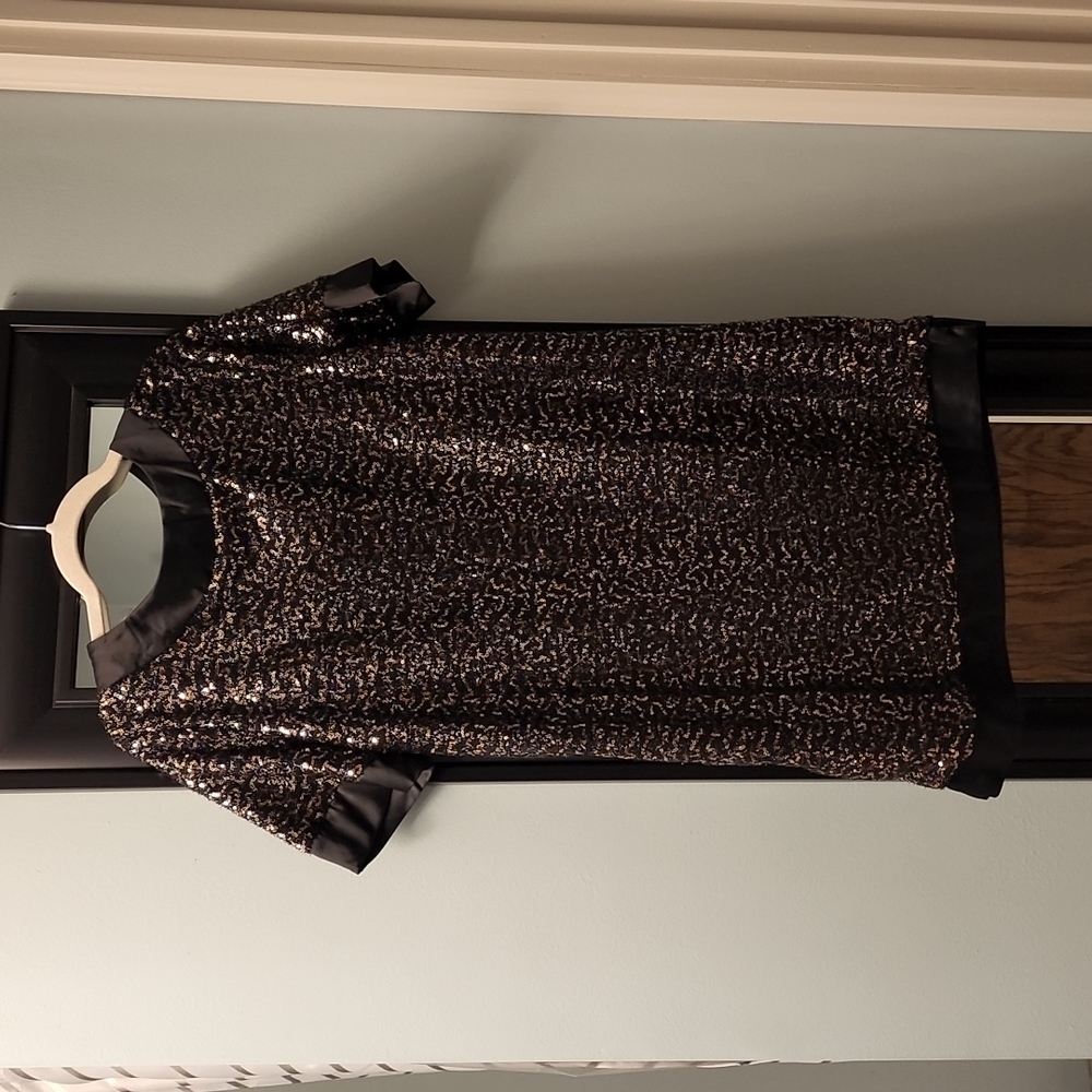 Shein black with gold sequin shift dress with drip in the back size large